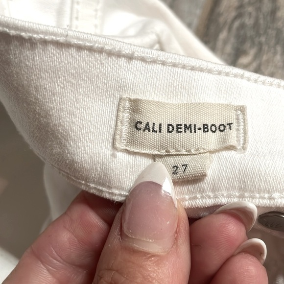 Madewell Cali Demi-Boot Jeans White Distressed Womens 27 NWOT Raw hem Cropped - Picture 15 of 15